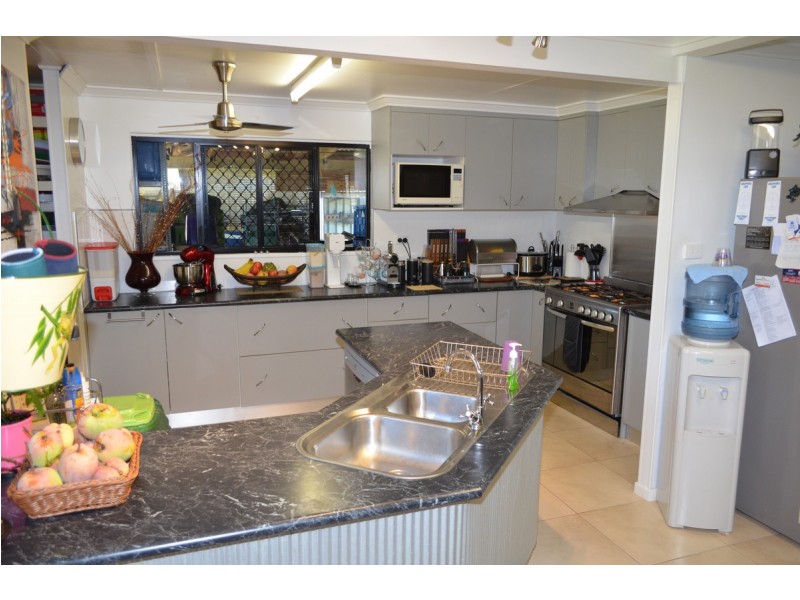 49 Walsh Street, Mareeba QLD 4880