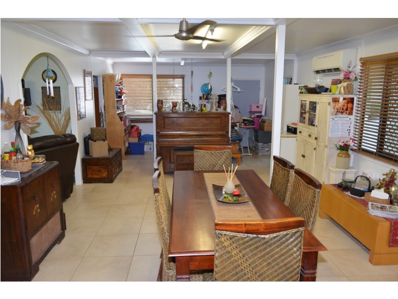 49 Walsh Street, Mareeba QLD 4880