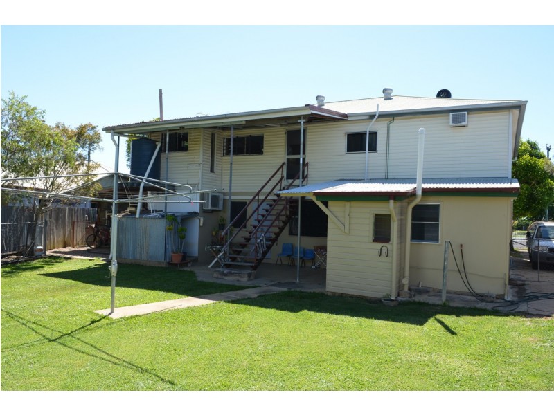 49 Walsh Street, Mareeba QLD 4880