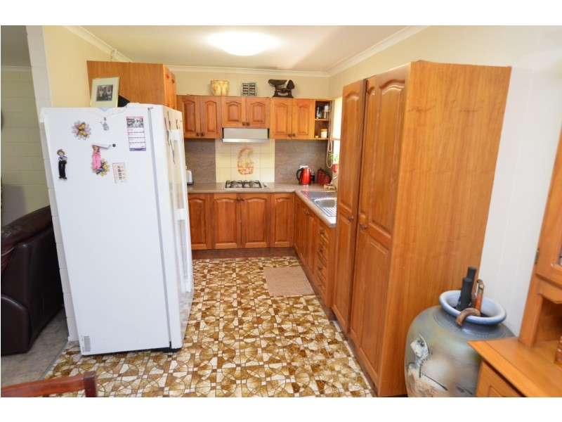 31 Wattle Street, Walkamin QLD 4872