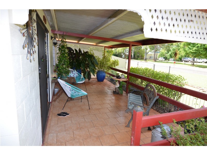 31 Wattle Street, Walkamin QLD 4872