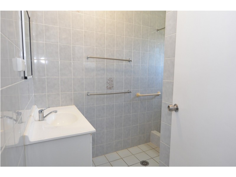 1/42 Strattmann Street, Mareeba QLD 4880