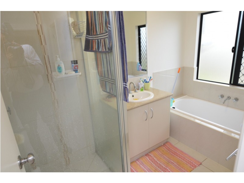 11 Wren Close, Mareeba QLD 4880