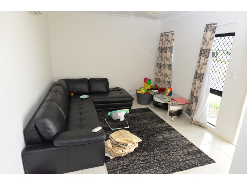 11 Wren Close, Mareeba QLD 4880