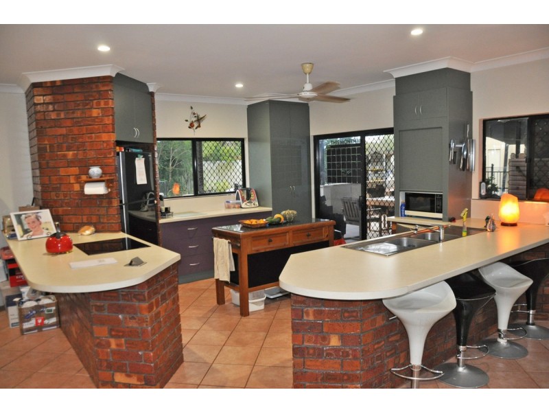 6 Debel Close, Mareeba QLD 4880