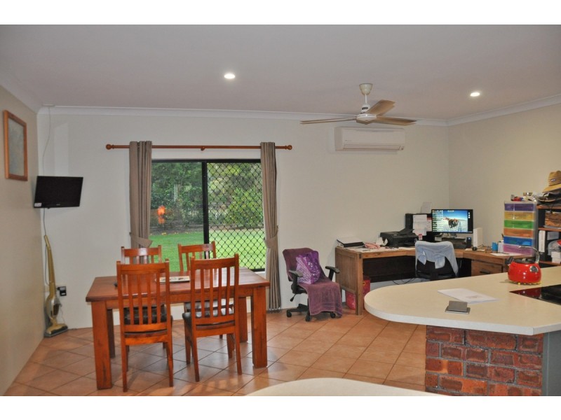 6 Debel Close, Mareeba QLD 4880