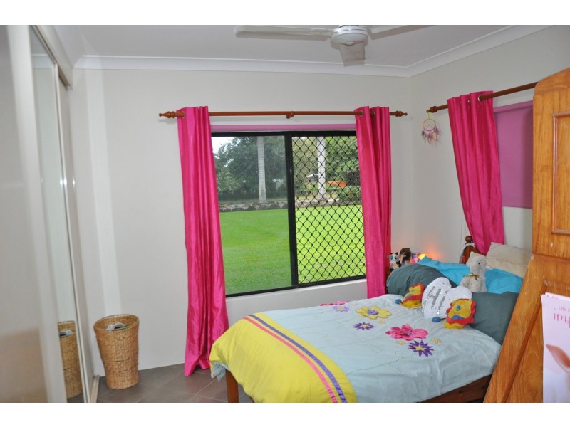 6 Debel Close, Mareeba QLD 4880