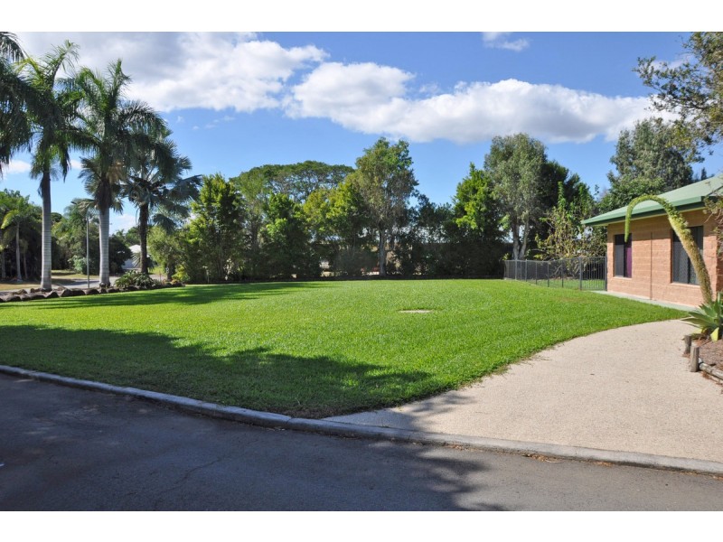 6 Debel Close, Mareeba QLD 4880