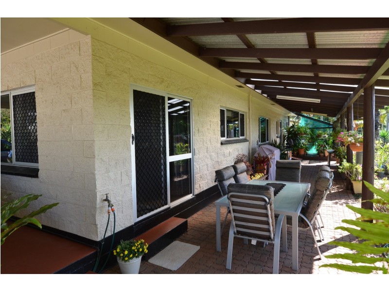 8 Haines Close, Mareeba QLD 4880