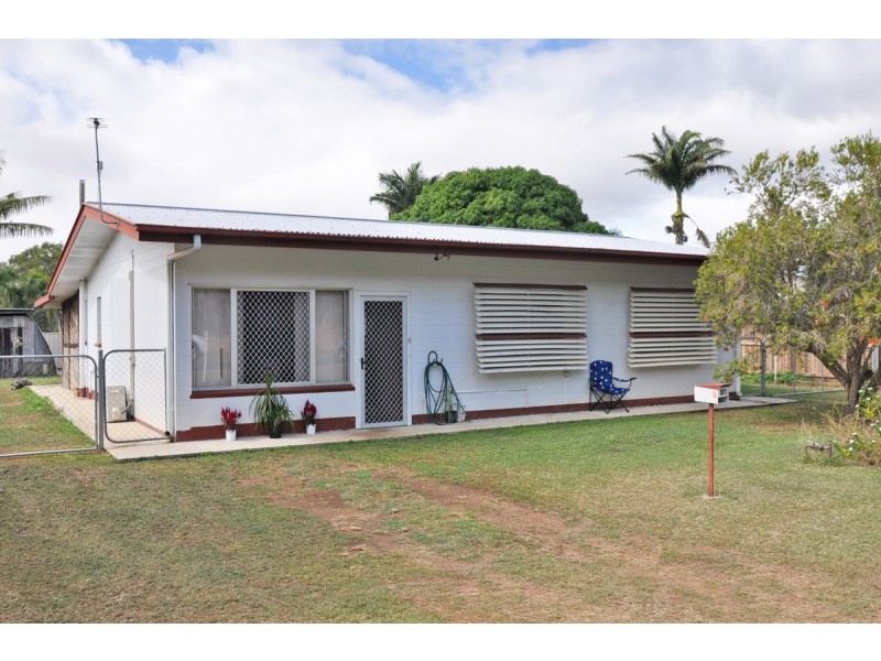 38 Martin Avenue, Mareeba QLD 4880