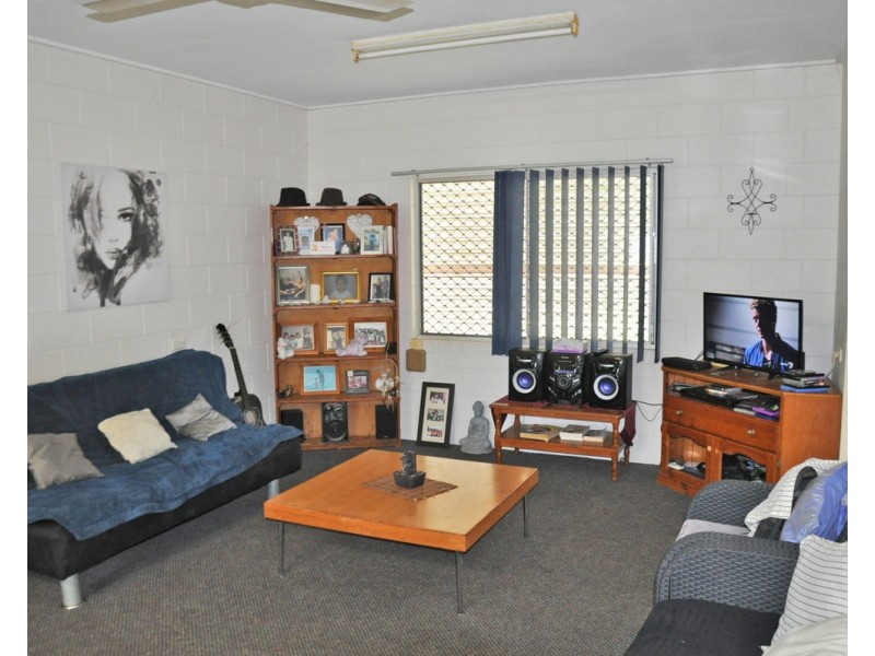38 Martin Avenue, Mareeba QLD 4880