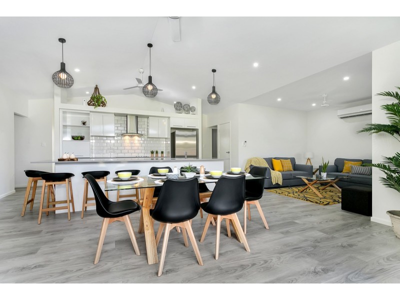 17 Karobean Drive, Mareeba QLD 4880