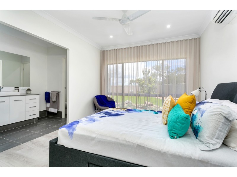 17 Karobean Drive, Mareeba QLD 4880