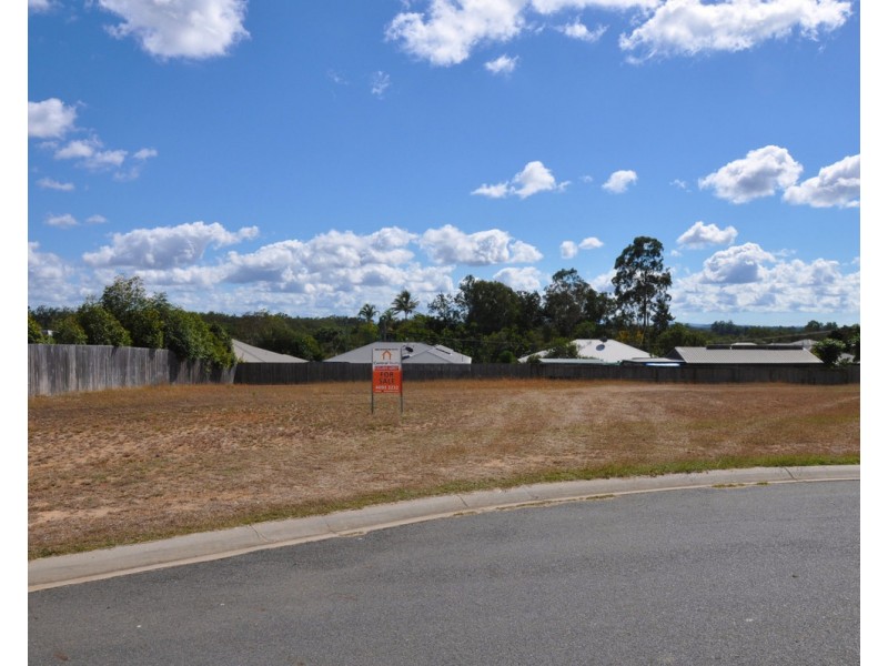 19 Damien Street, Mareeba QLD 4880