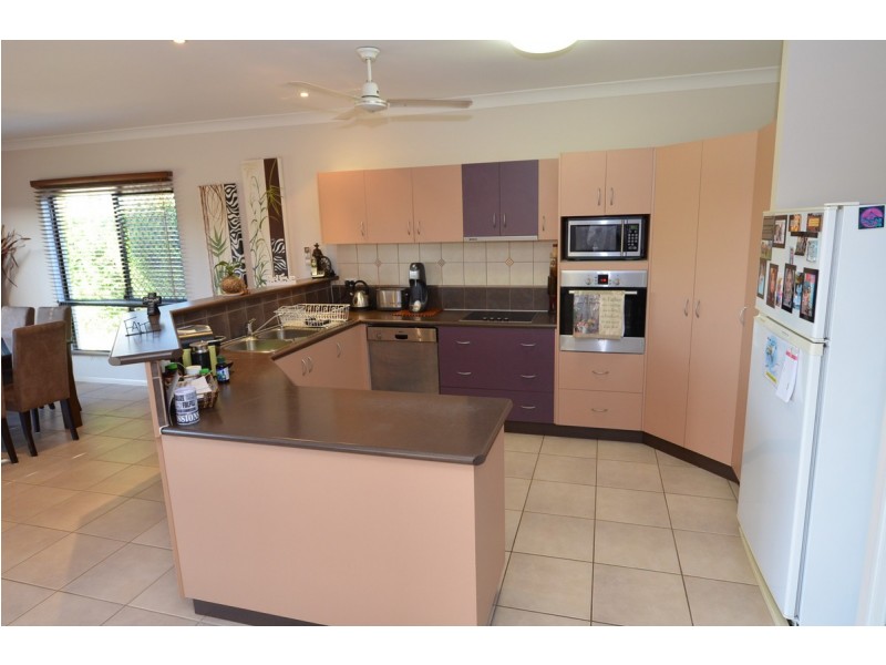 27 Jacinta Crescent, Mareeba QLD 4880