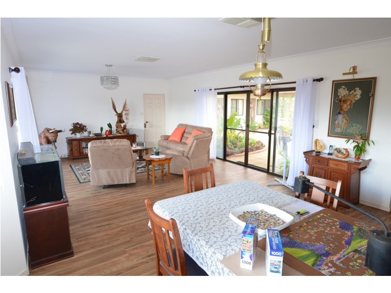 66 Country Road, Mareeba QLD 4880