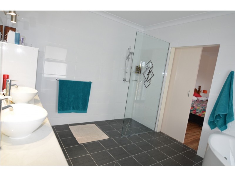 66 Country Road, Mareeba QLD 4880