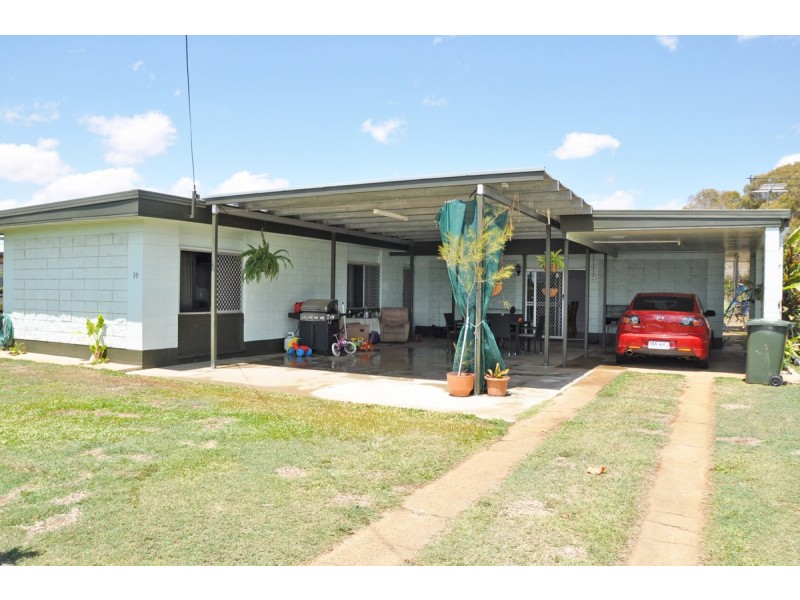 14 Lannoy Street, Mareeba QLD 4880