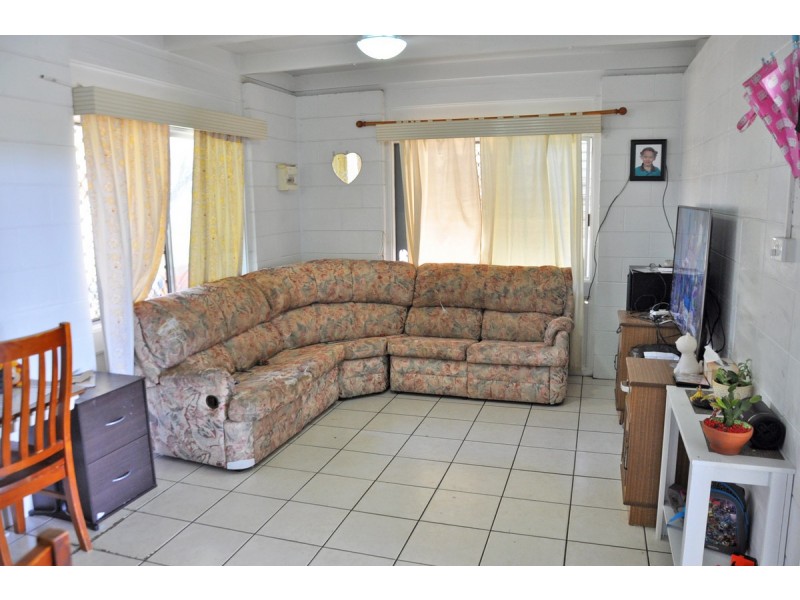 14 Lannoy Street, Mareeba QLD 4880