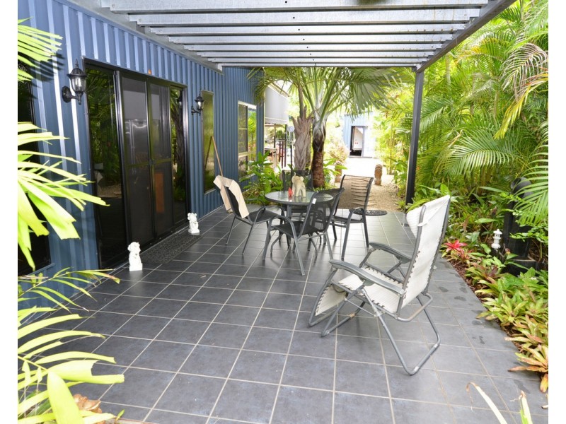 17 Ward Street, Mareeba QLD 4880