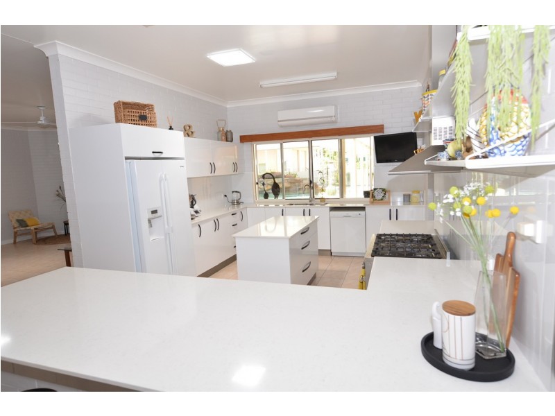 9 Gallo Drive, Mareeba QLD 4880