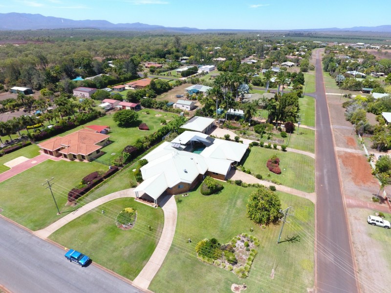 9 Gallo Drive, Mareeba QLD 4880