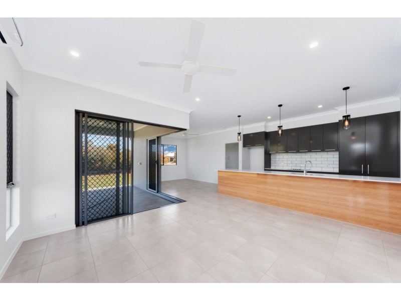 5 Jannali Court, Mareeba QLD 4880