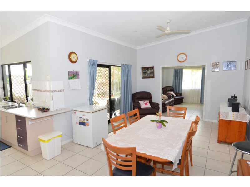 3 Eli Close, Mareeba QLD 4880