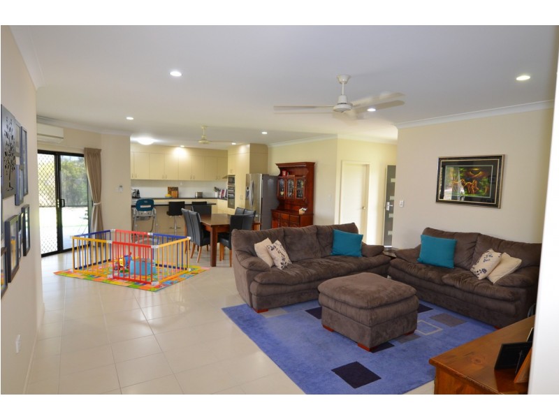 18 Catherine Atherton Drive, Mareeba QLD 4880