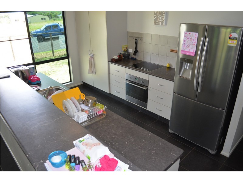 12 Damien Street, Mareeba QLD 4880