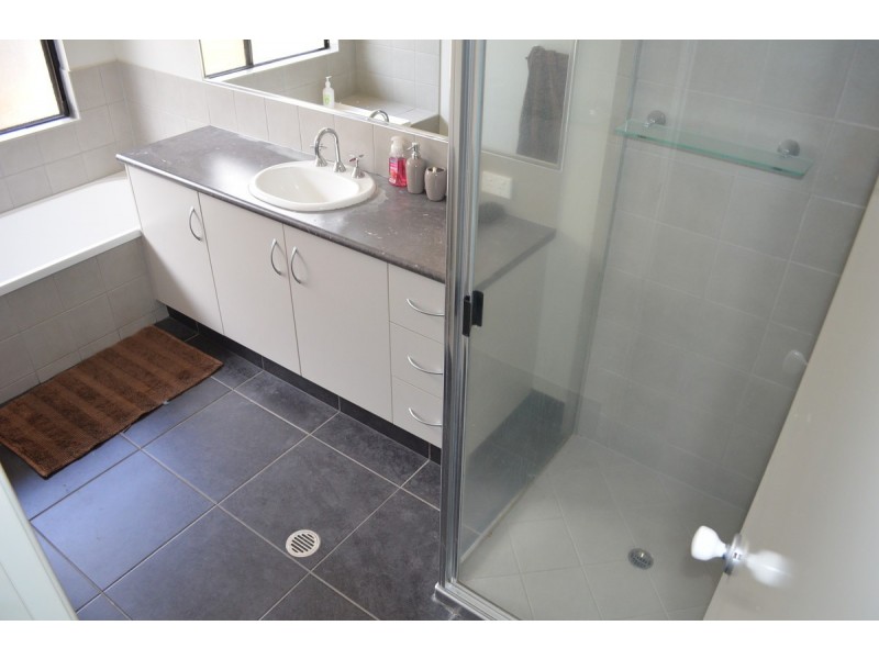 12 Damien Street, Mareeba QLD 4880