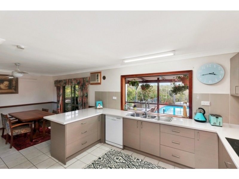 19 Hastings Drive, Mareeba QLD 4880