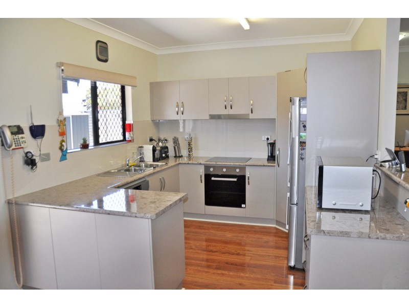 6/2-4 Strattmann Street, Mareeba QLD 4880