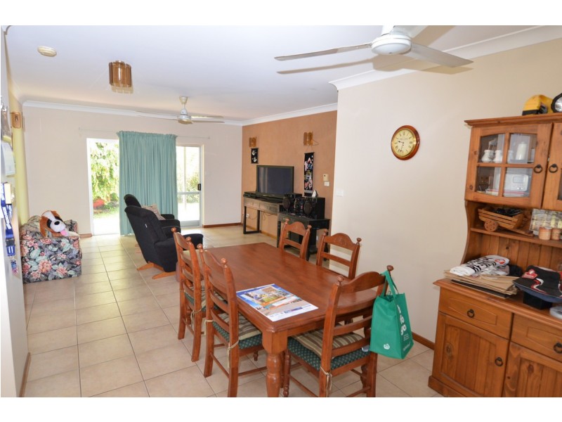 7 Clinton Close, Mareeba QLD 4880