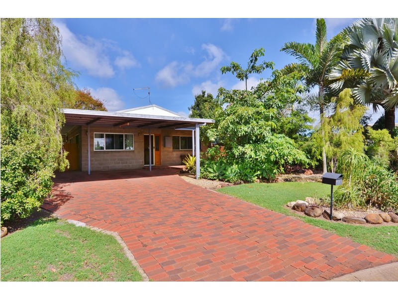 7 Clinton Close, Mareeba QLD 4880