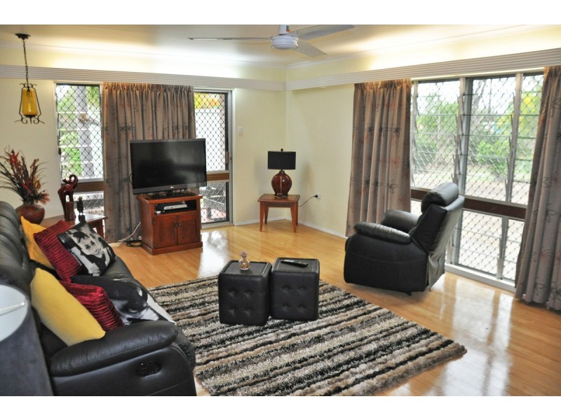 9 Kenneally Road, Mareeba QLD 4880