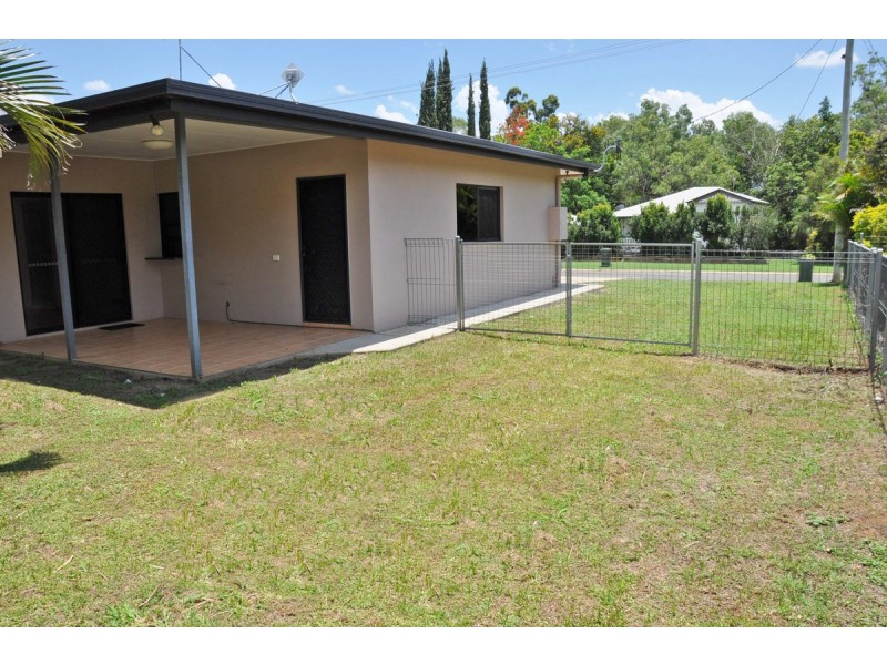 8 Toll Close, Mareeba QLD 4880