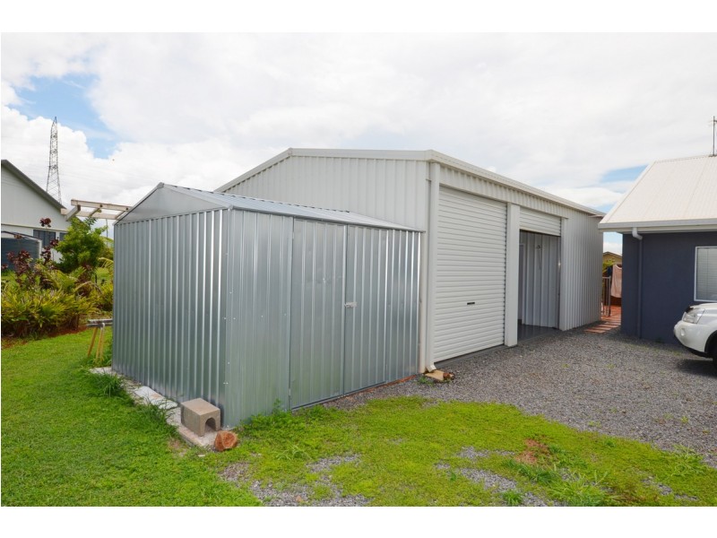 35 Dean Circuit, Mareeba QLD 4880