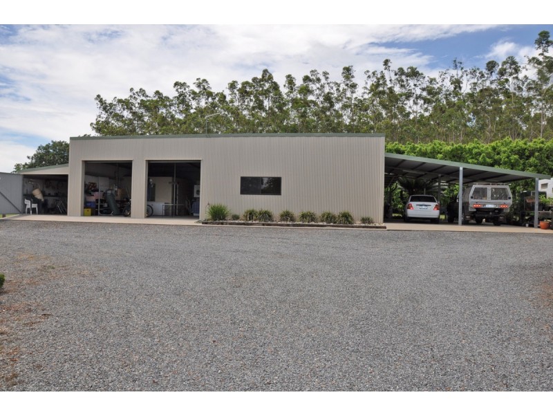 4 North Walsh Road, Mareeba QLD 4880