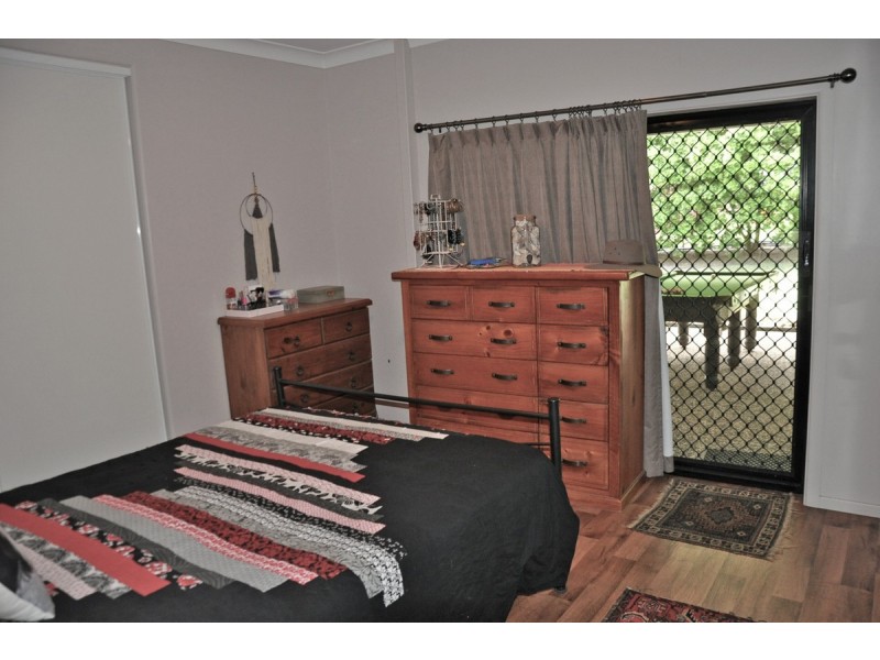 4 North Walsh Road, Mareeba QLD 4880