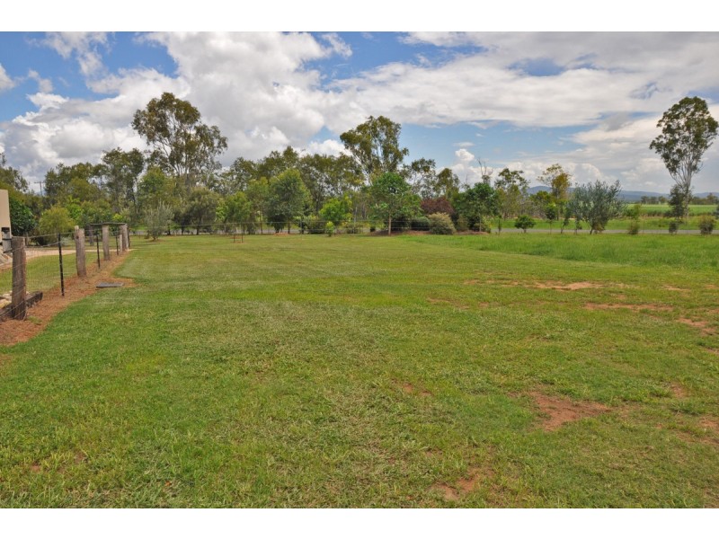 4 North Walsh Road, Mareeba QLD 4880