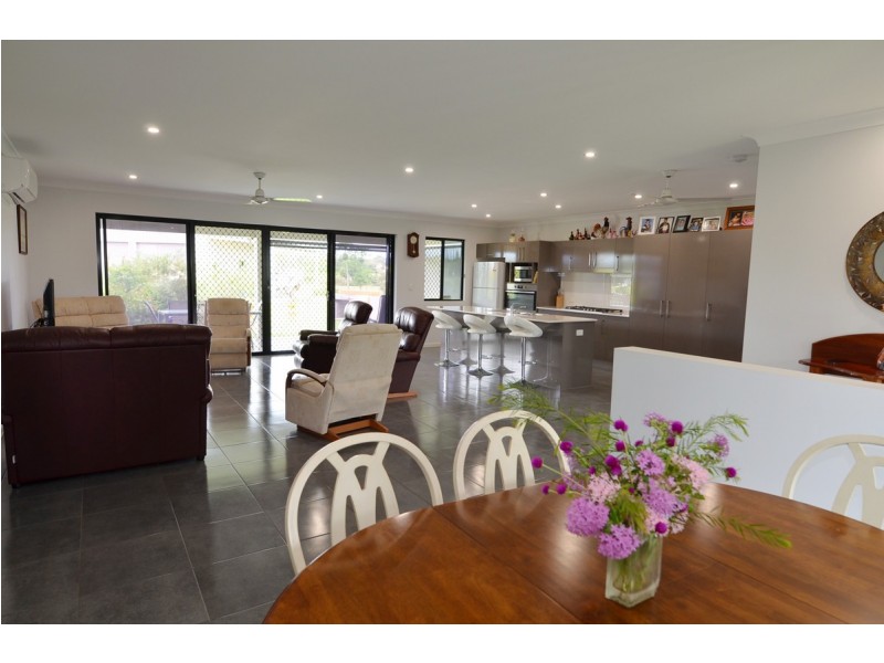 22 Gallo Drive, Mareeba QLD 4880