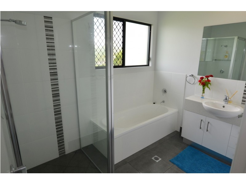 22 Gallo Drive, Mareeba QLD 4880