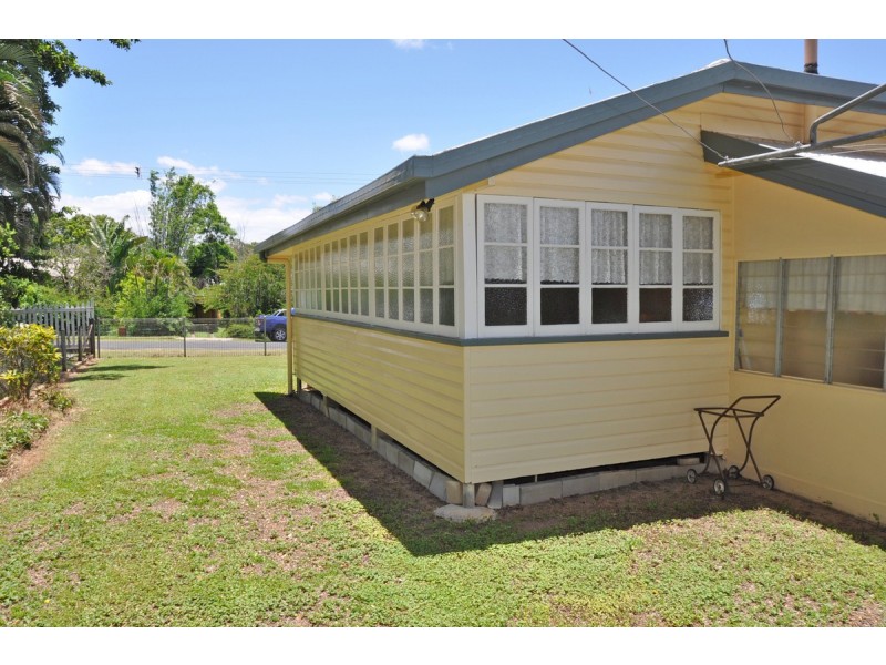 3 Petersen Street, Mareeba QLD 4880