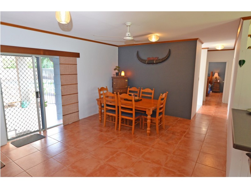 23 Pleasant Close, Mareeba QLD 4880