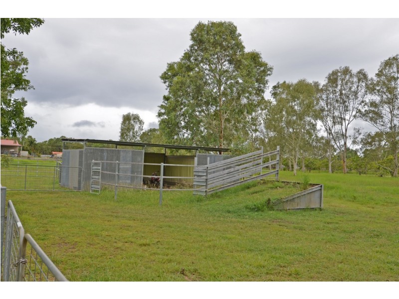 23 Pleasant Close, Mareeba QLD 4880