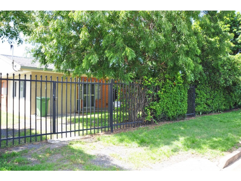 25 Royes Street, Mareeba QLD 4880