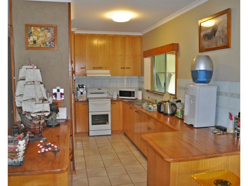 16 Kylie Close, Mareeba QLD 4880