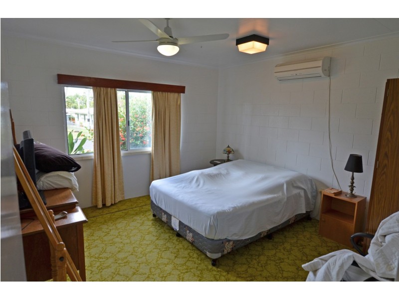 25 Langton Avenue, Mareeba QLD 4880