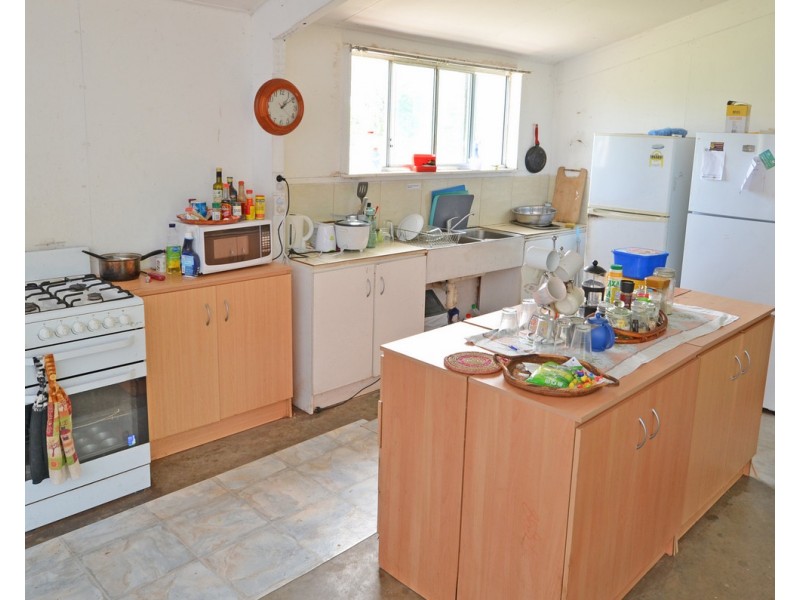 77 Carman Road, Mareeba QLD 4880